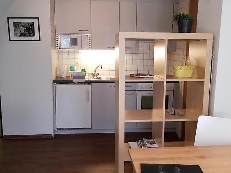 996DEDAEA4CCD539B1AF68FDBCF6B9FD