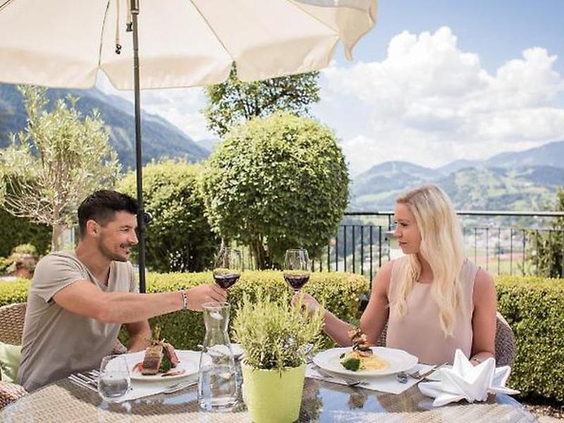 732F5615F4B9E295AEEC62D89EDD0B85