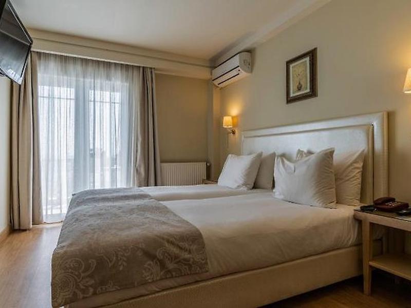 88349A8A743682580E0D888E94E8B5F6