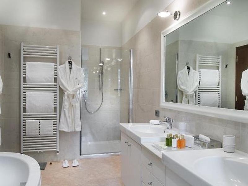 EE41F70605F9837DD7812D0E6A351ACF