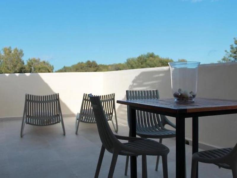 FF8D990C77FA0DBE62606D124E282780