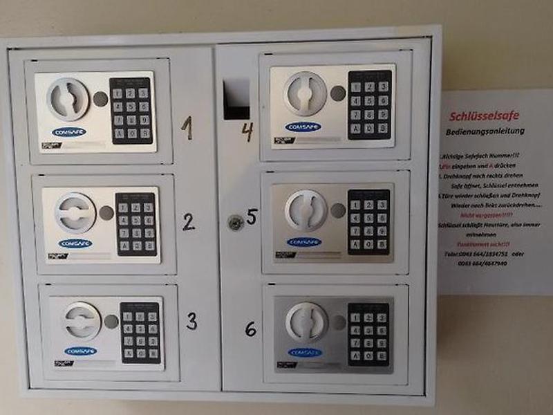 FE4BB11830A82F6019F17D3A914AA206