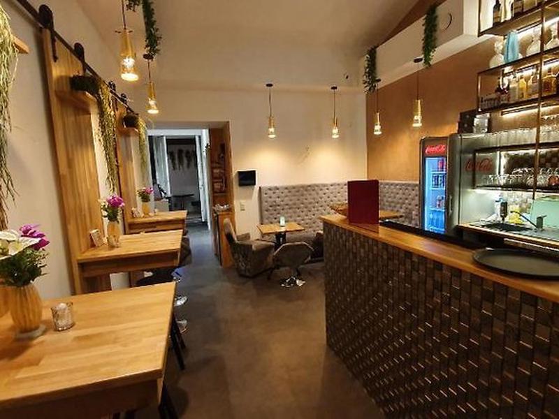 37C299286CEB14741608F30A81E1C322