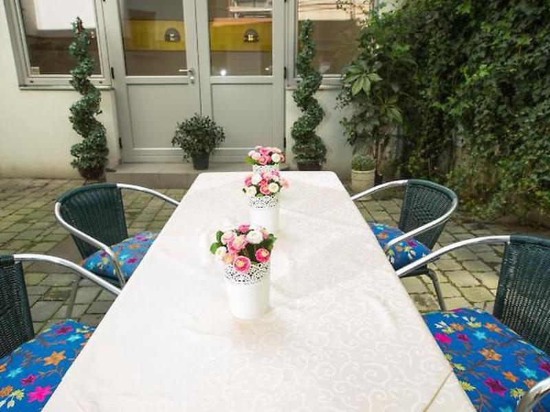 82D2BAD638B79EF19FA3EC48978F5477