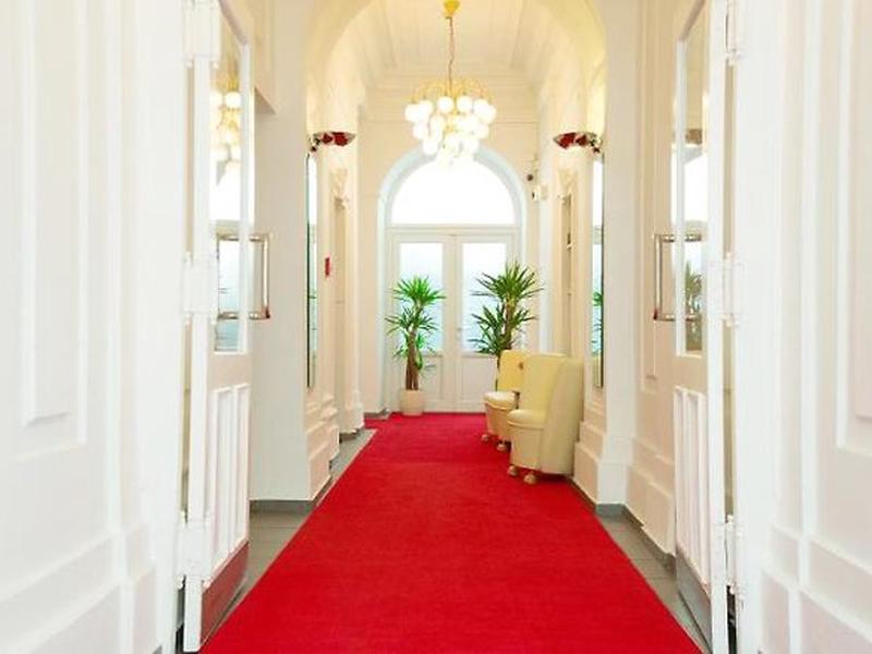 5B1417AB07E6594EE597F5E50B9305D4