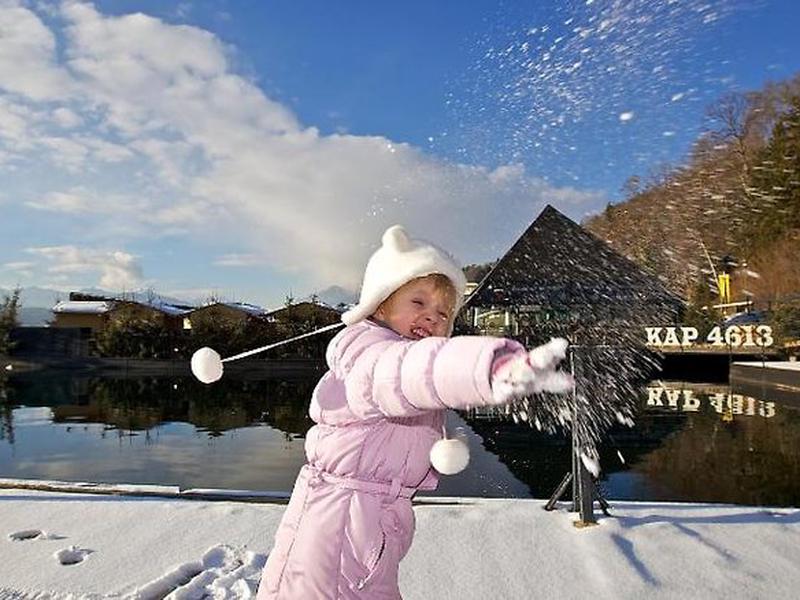 13586B6B8F782497A672173C903D1779