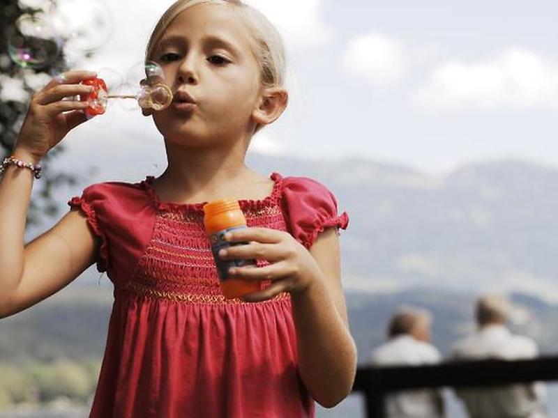 5683CBA88D1A2D425F1FEA294C8F16D4