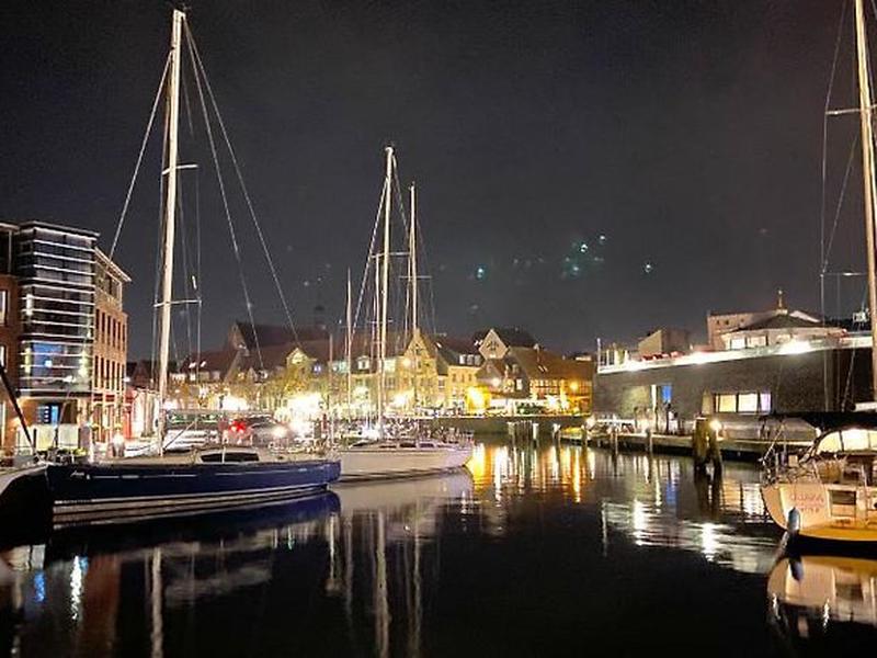 5D8F22F9868819D756E7C38159233C48