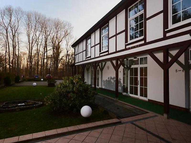 E999AD596B12C5944F21B58A595FA605