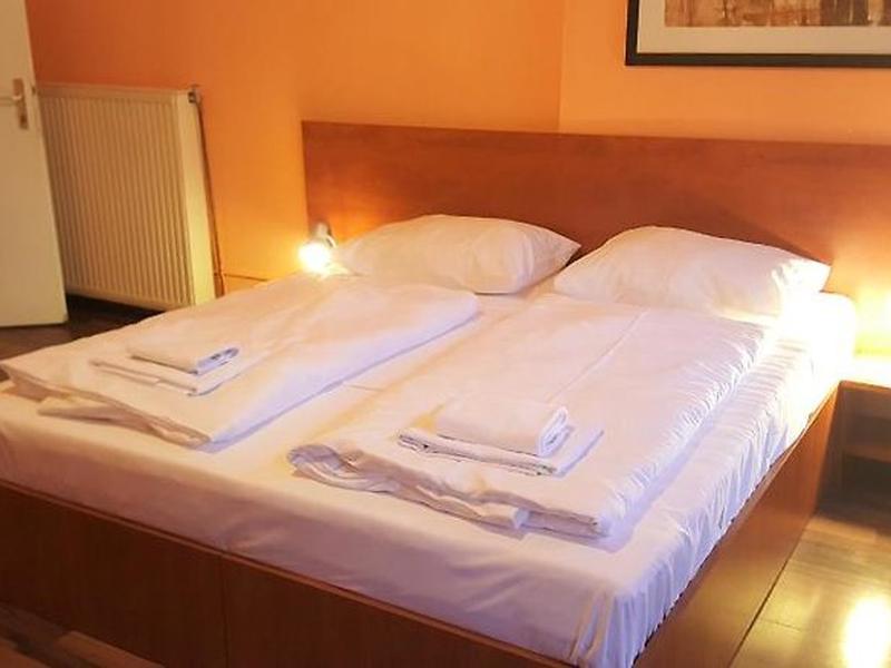 498D28BE7CB62B5F8D5D5989627195B7