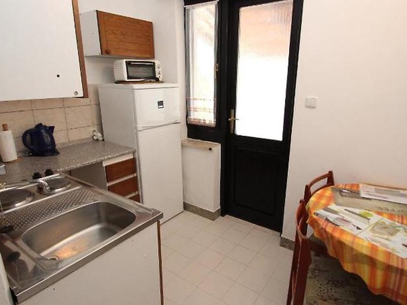 93AE6B2C2CB3516C923D0422FB702205