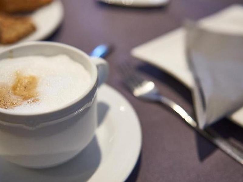 A8CDD08F704F19D80A9CE0043C25ABF3