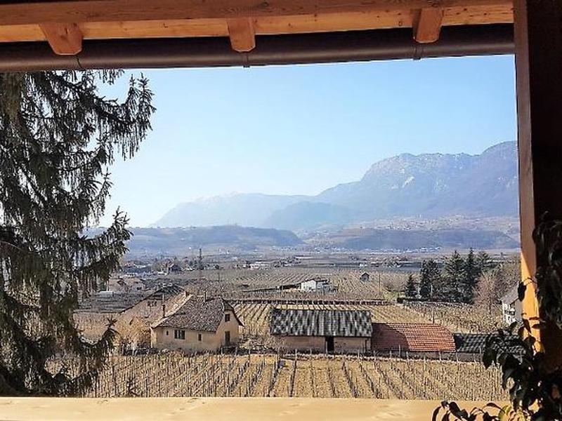 48C58C0F189BA303A01F229BFDAD74C3