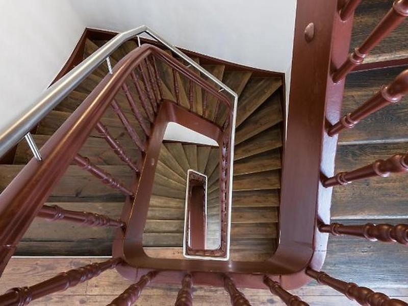 9AB07E29DADF78340C3FB41EBD988FBF