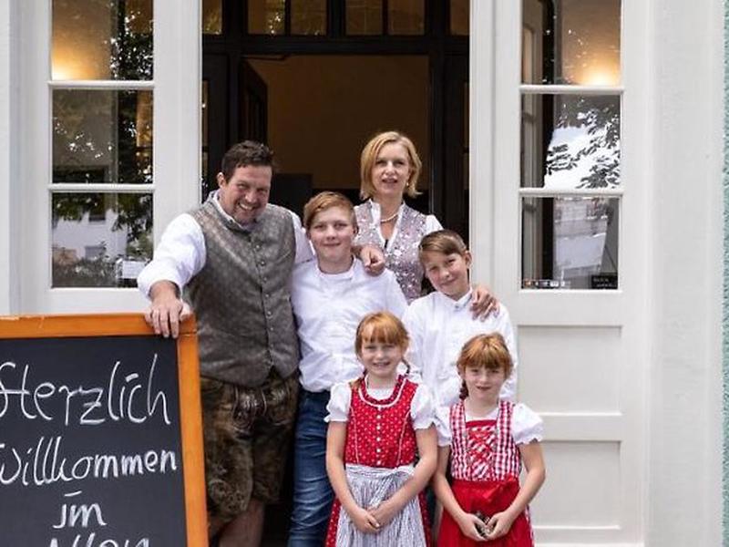 24E6A520AF607EB7727AE0B221C0DA6C