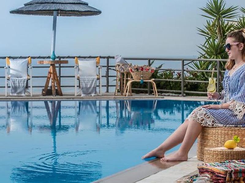 78B769BD6858ED89598BF999E3B27F83