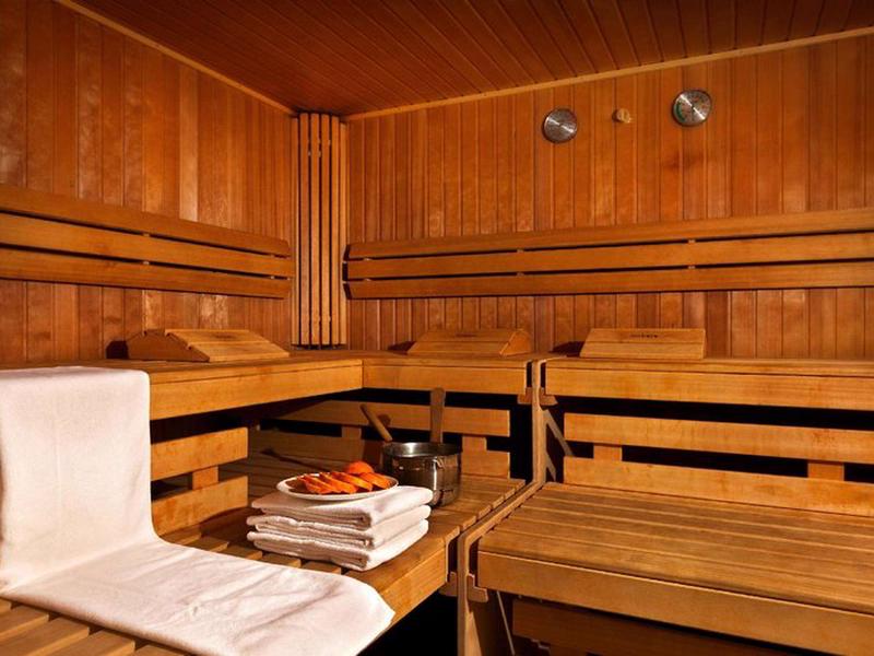 97A5EF5E1983D779494B2C66FAED584D