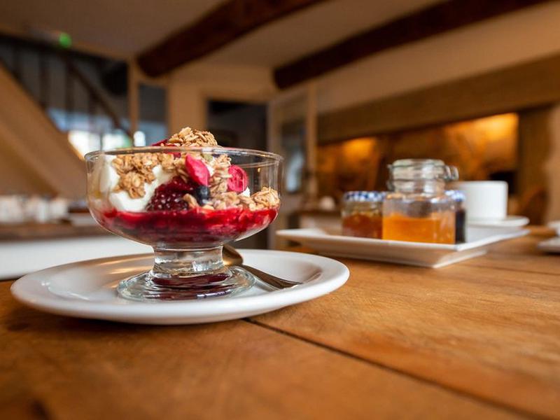 08605EBC42073512F40B65248A7A1061