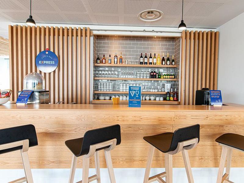 72ECB7D34DD9BD67A2AC66FD734E2226