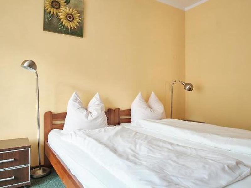 0F46028745B7C5E3A0FB723B9DE76003