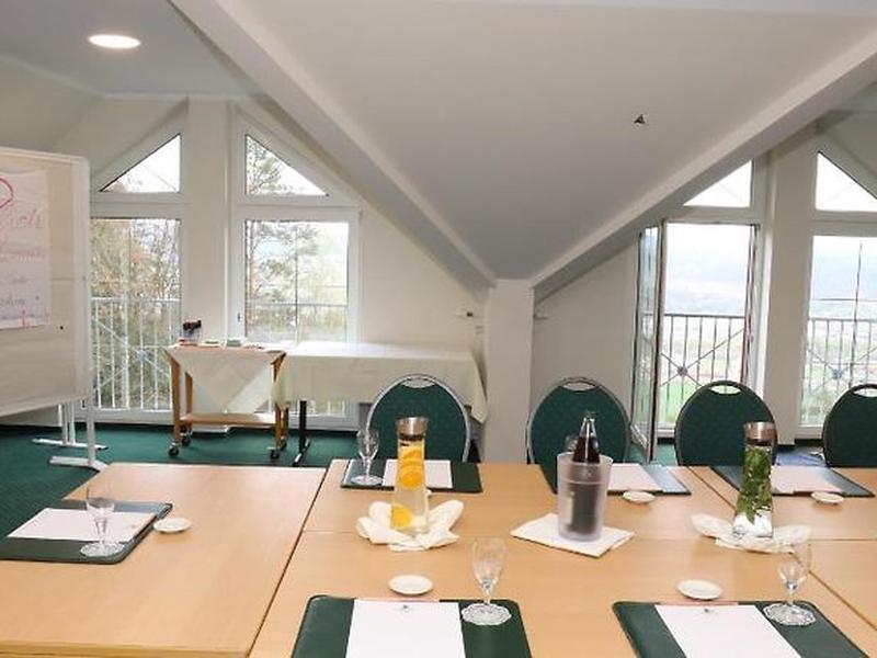 87925208D2A8A7161E6339E94E1C217A