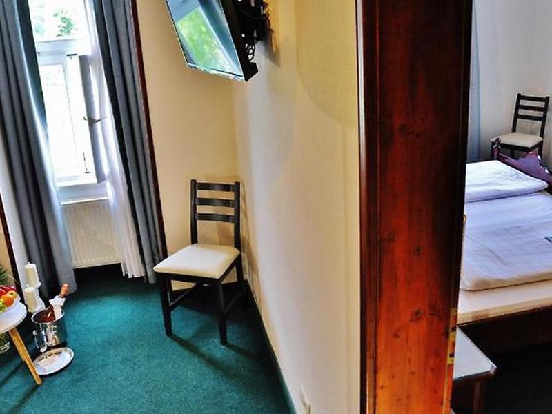 6E0D2C2190A75723805EFFFE7072EEFA