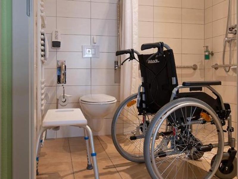 4D7510B3A6B4E4C8F480D37930CBB3AB