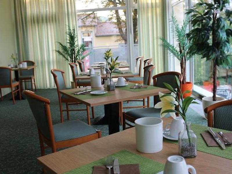 70B7C83E0E55EA57BDF0E43CFA9063C1