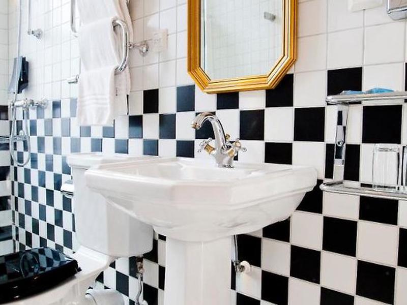 107423B03ECCA9C3EFAE646ED6D25F11