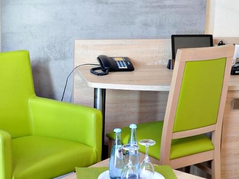 20744BBDF77B36CD8255DAB88C2BF219