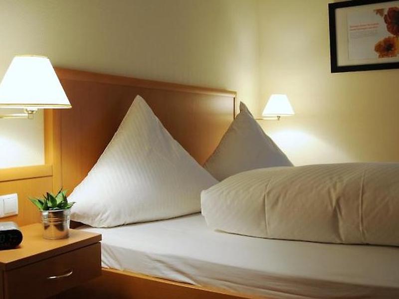 C2116FF4F4B47A4976CB22B28FE42AA9