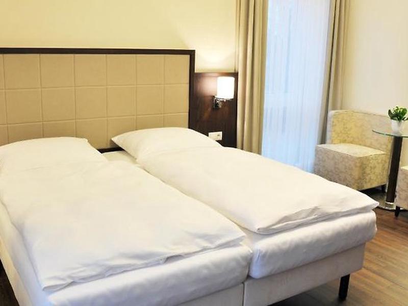 F247450FA49DAD45E3A72586B2842E2F