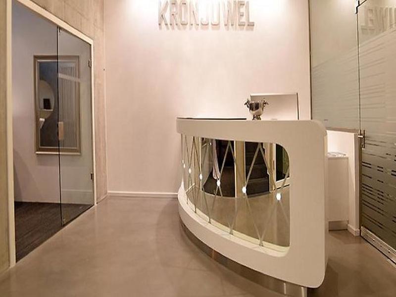 802095F6358F41A12FF20D385A46CC4B