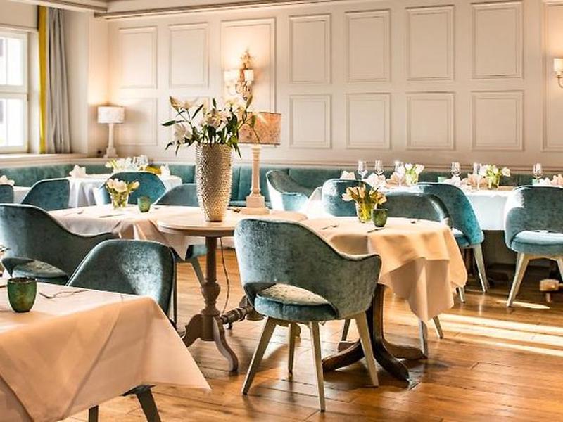 6EEC35F69B17591EA402AC62FE470CA3