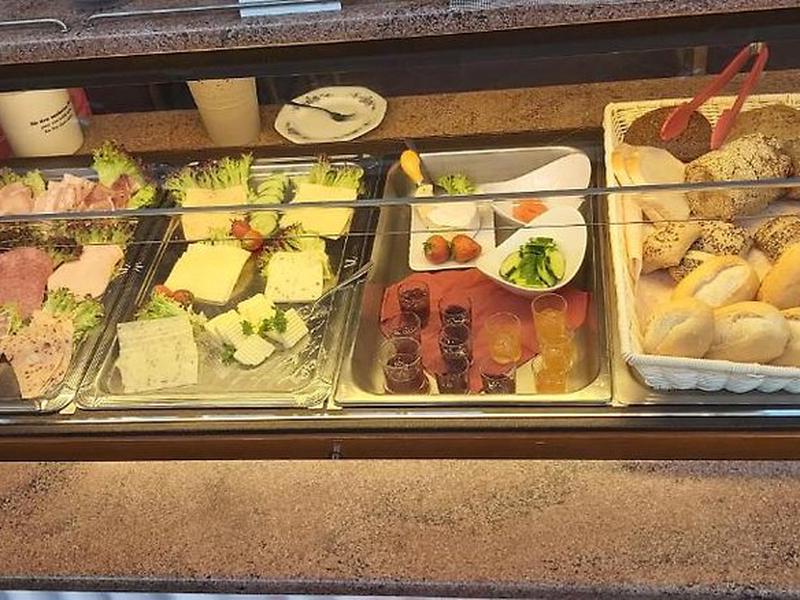 AB18B8DA8B30B2437C31D755A8D4CFC2