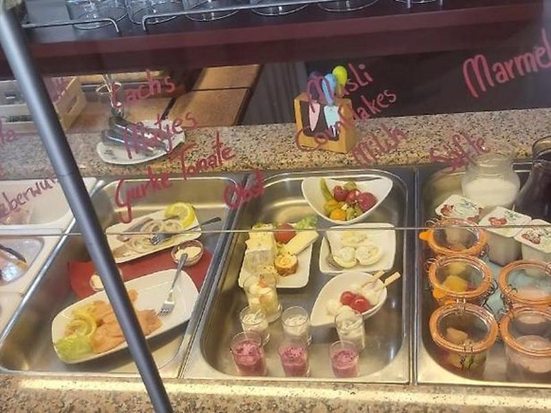 C67183BE93DABD2814E71E3C90244A1F