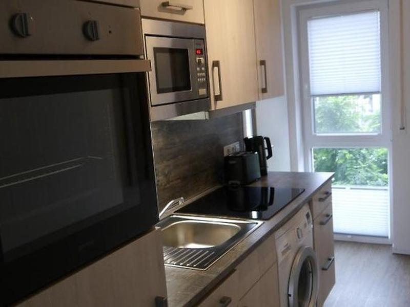 2A81C34197E79B53D2679E887E82F350