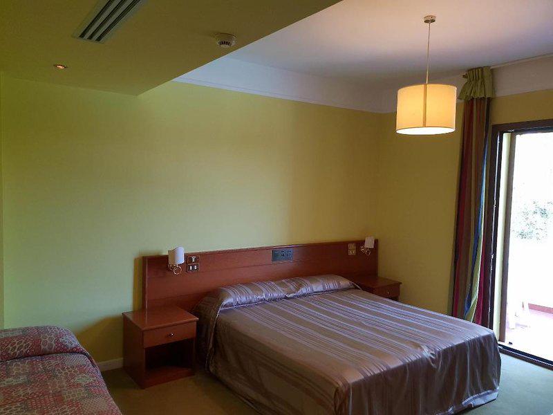 257FC7233E14679C761810B0D954F7F0