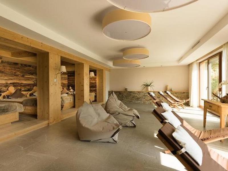 14B671E46DDD17B4BFD0628E1C558EAF