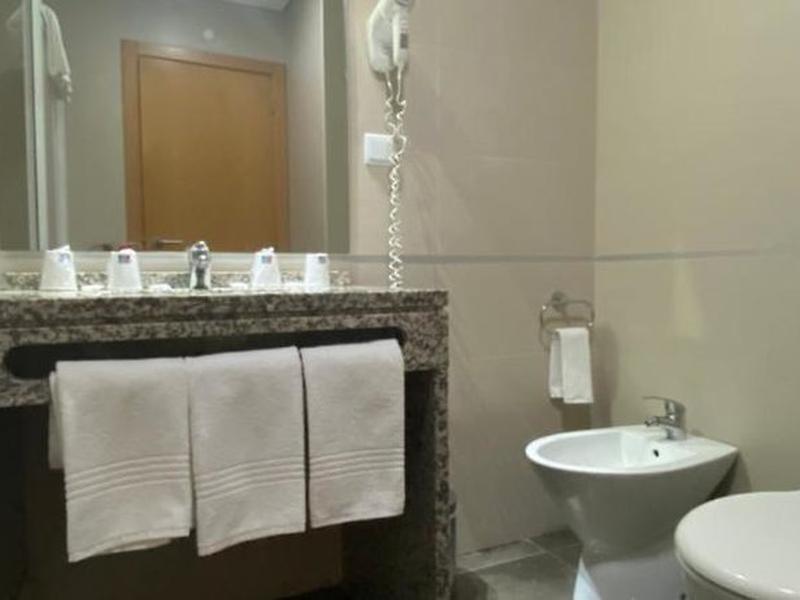 83B699728DFE10AB7B954328B87F8F5C