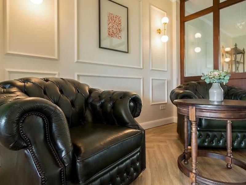 9047017AEFA030474E1BBACE95661241