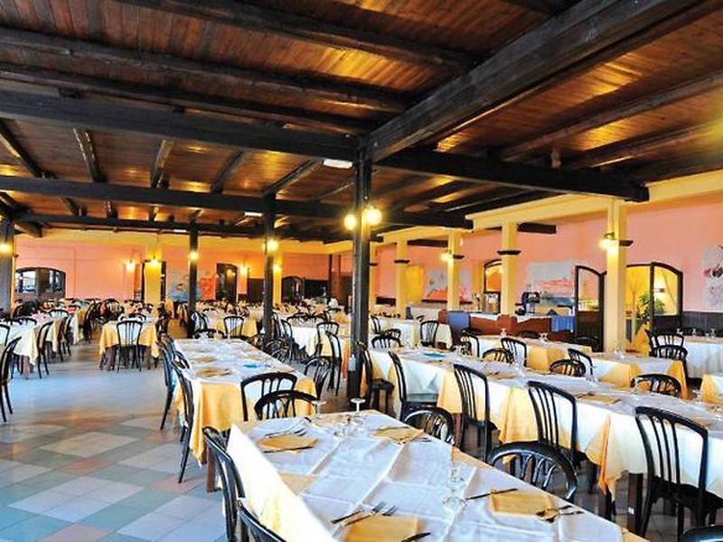 1026F3E93A396774F7E83D69563ABA71