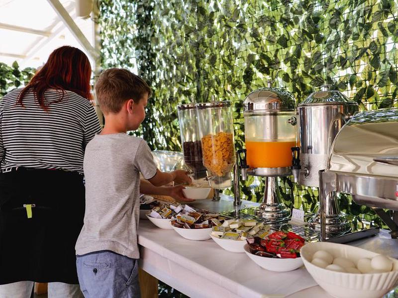 A1FE64F3ABB476F6FB3997DA376D01B1