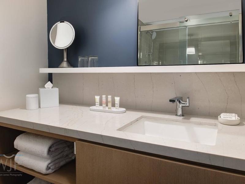 DF43A8E3FEBA148B288EB069E2141185