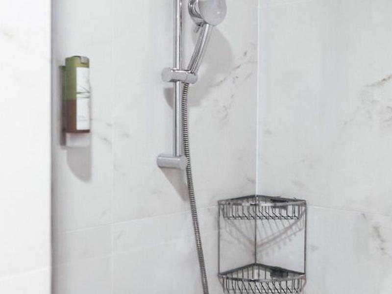 4DE433CE68F155248A251ED9A221EB38