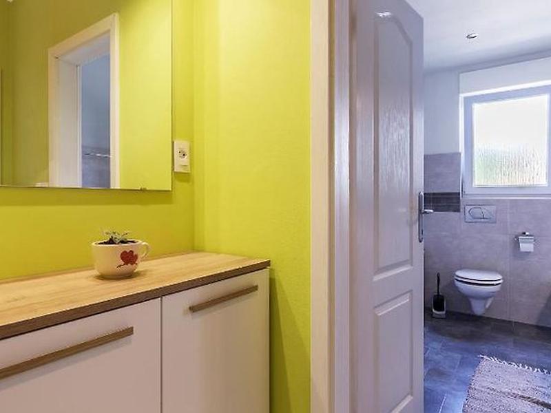 E734A199C690E8BFED8571E606C9E1BF