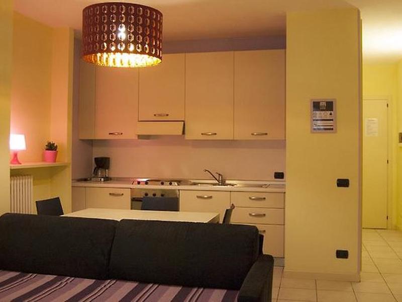 780756BDC856903F01943F1BF038324A