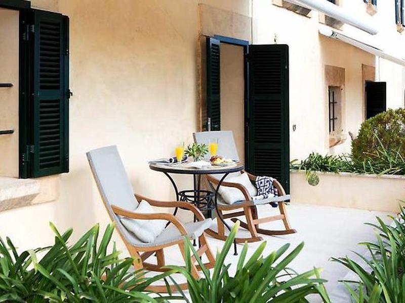 15EA36D1BCB16536934887D84580EAD5