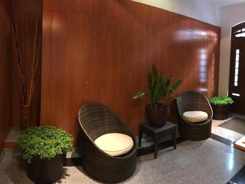 E17E295B6AAB87674DB6F072DE353341