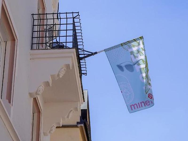 8DC24A1016530ECCDCD6362FAFBC463C